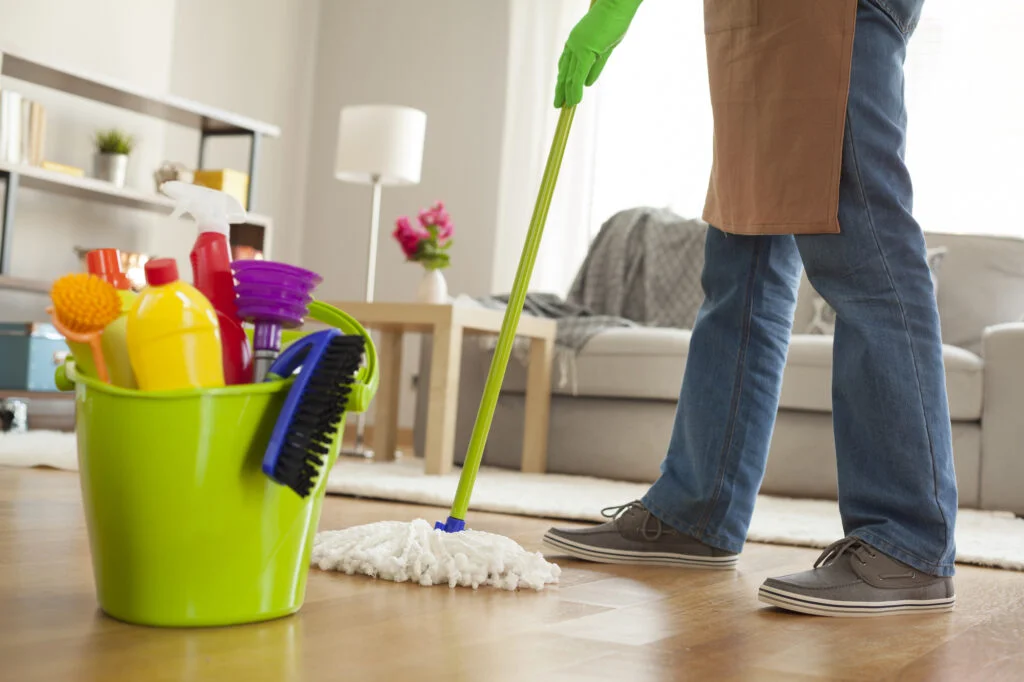 cleaning in dubai