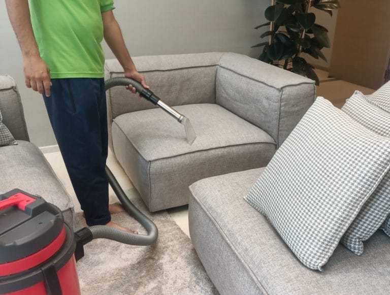 sofa cleaning dubai
